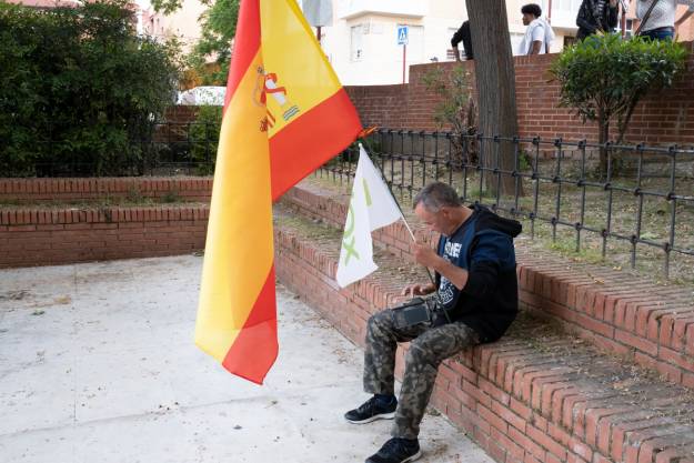 VOX  Elecciones Europeas Abascal bandera de España