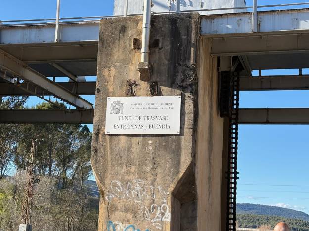 trasvase entrpeñas buendia abril 2025 1