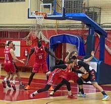 No fue el día del conjunto azudense. Foto: Luis Barra. WhatsApp Image 2026-01-10 at 22.18.10 1