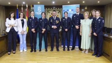 Toma posesión de los nuevos agentes. Foto: Ayto Alovera. policias nuevos 1