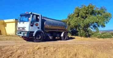 Camión cisterna agua abastecimiento Diputación